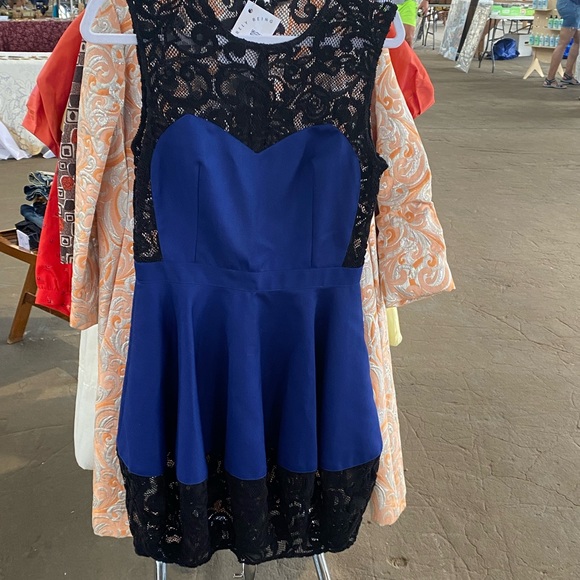 Opening Ceremony Sample dress - Picture 8 of 13